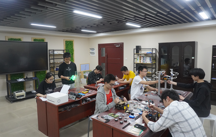 2026世界杯官网:构建科研训练体系 激发学生创新潜能
